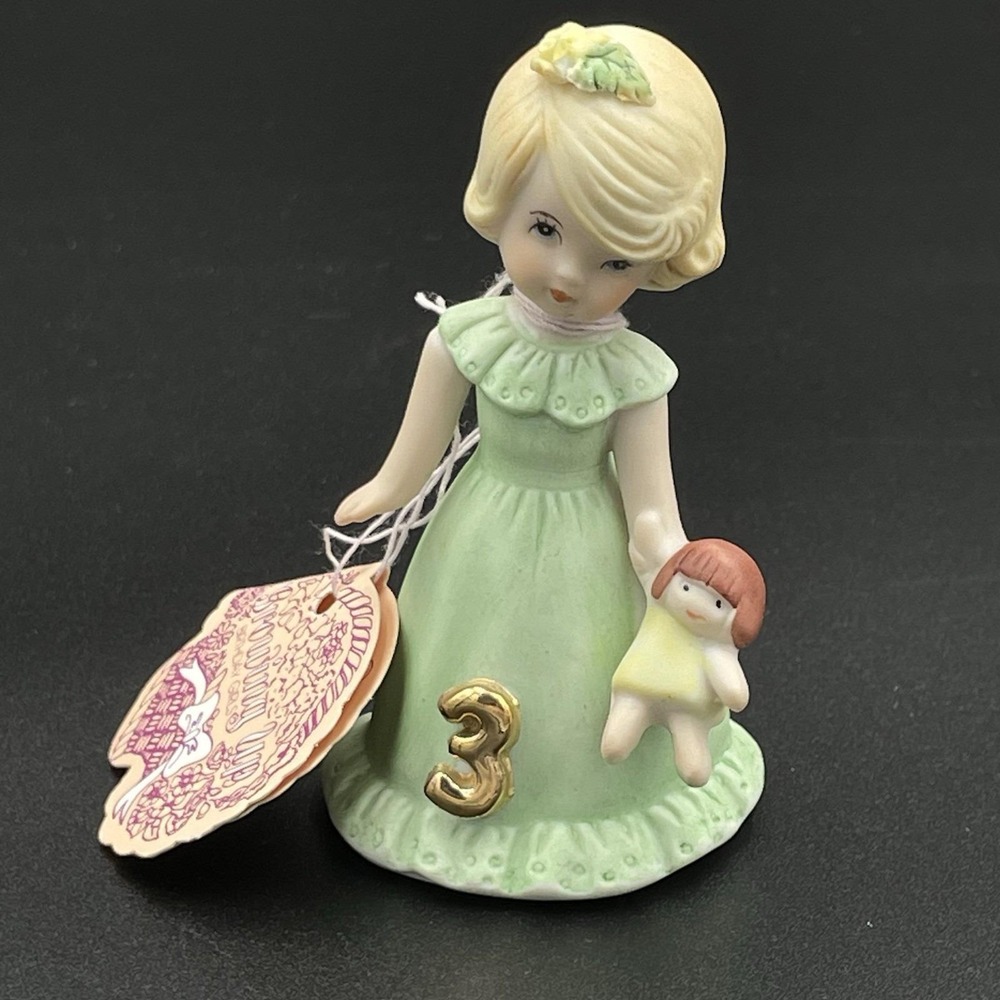 Vintage ENESCO Growing Up‎ Birthday Girls Age 3 1981 Blonde Doll Mint W/ Tags